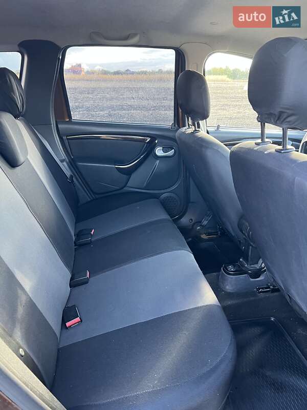 Позашляховик / Кросовер Dacia Duster 2010 в Сумах фото 14 Позашляховик / Кросовер Dacia Duster 2010 в Сумах