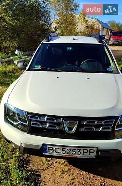 Позашляховик / Кросовер Dacia Duster 2016 в Львові