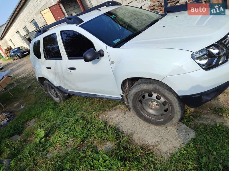 Внедорожник / Кроссовер Dacia Duster 2016 в Львове фото 19 Внедорожник / Кроссовер Dacia Duster 2016 в Львове
