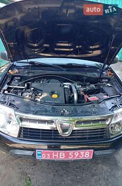 Внедорожник / Кроссовер Dacia Duster 2012 в 