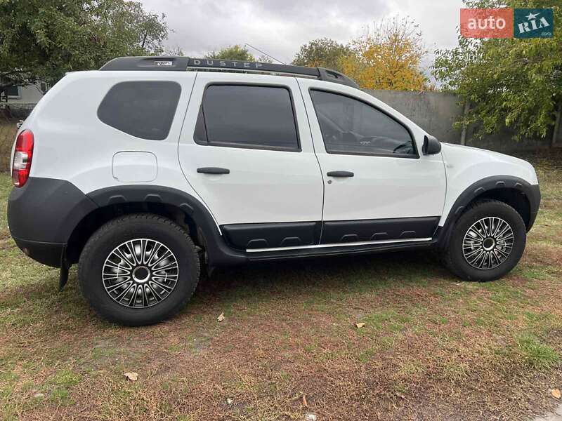 Внедорожник / Кроссовер Dacia Duster 2016 в Хороле фото 8 Внедорожник / Кроссовер Dacia Duster 2016 в Хороле
