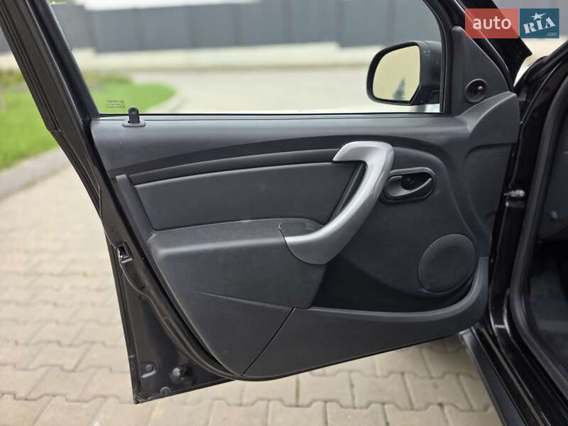 Внедорожник / Кроссовер Dacia Duster 2010 в Луцке фото 46 Внедорожник / Кроссовер Dacia Duster 2010 в Луцке