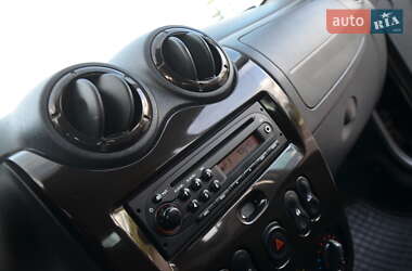 Внедорожник / Кроссовер Dacia Duster 2011 в 