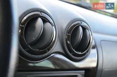 Внедорожник / Кроссовер Dacia Duster 2011 в 