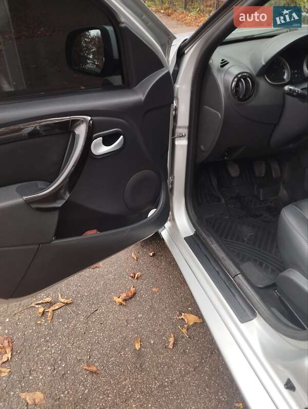 Внедорожник / Кроссовер Dacia Duster 2010 в Нежине фото 18 Внедорожник / Кроссовер Dacia Duster 2010 в Нежине