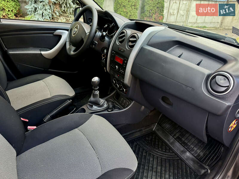 Внедорожник / Кроссовер Dacia Duster 2014 в Ровно фото 26 Внедорожник / Кроссовер Dacia Duster 2014 в Ровно