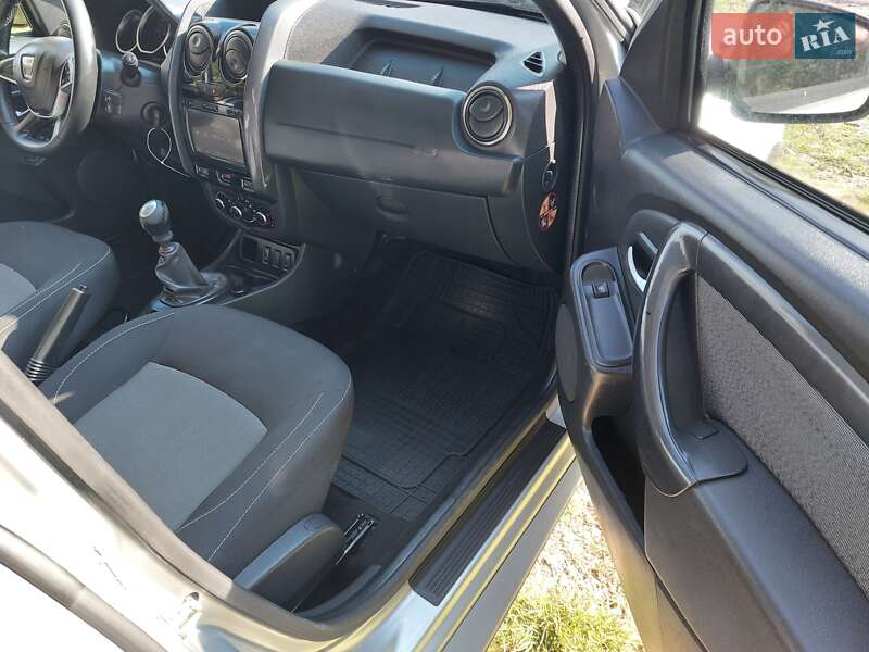 Позашляховик / Кросовер Dacia Duster 2017 в Тернополі фото 17 Позашляховик / Кросовер Dacia Duster 2017 в Тернополі