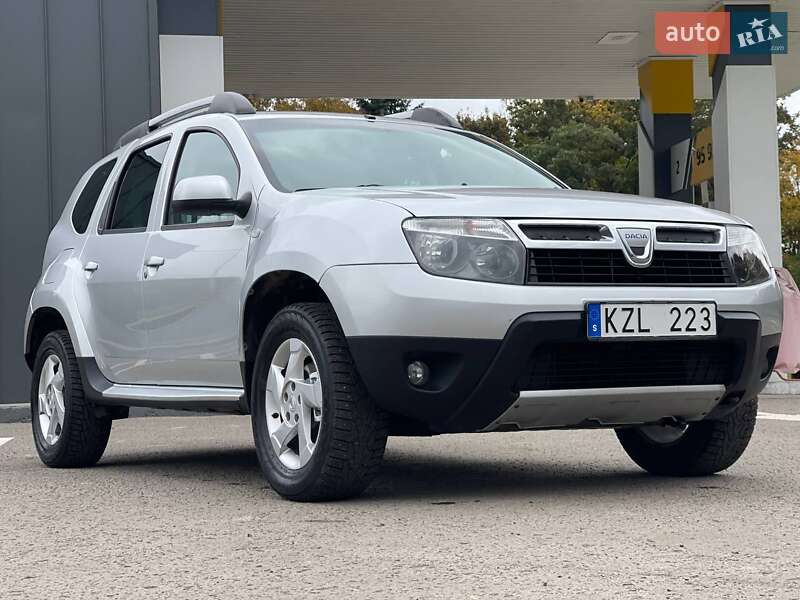Позашляховик / Кросовер Dacia Duster 2010 в Радивиліві
