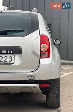 Внедорожник / Кроссовер Dacia Duster 2010 в 