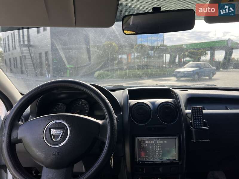 Позашляховик / Кросовер Dacia Duster 2015 в Дніпрі