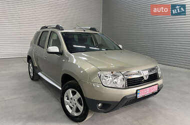 Позашляховик / Кросовер Dacia Duster 2011 в Стрию