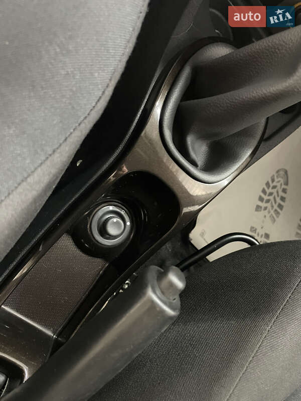 Внедорожник / Кроссовер Dacia Duster 2011 в Стрые