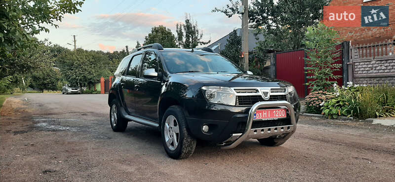 Позашляховик / Кросовер Dacia Duster 2013 в Чернігові