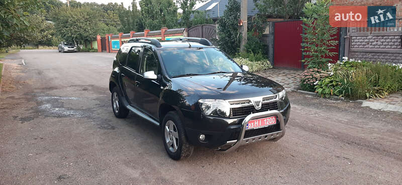 Позашляховик / Кросовер Dacia Duster 2013 в Чернігові