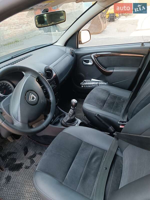 Внедорожник / Кроссовер Dacia Duster 2012 в Кривом Роге