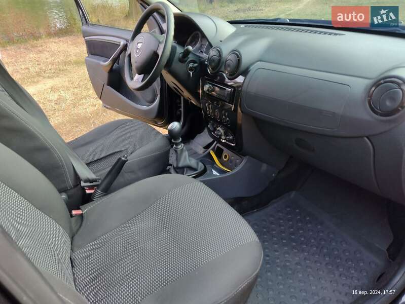 Внедорожник / Кроссовер Dacia Duster 2010 в Конотопе