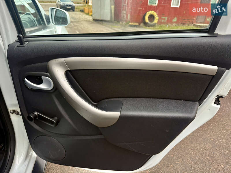 Внедорожник / Кроссовер Dacia Duster 2013 в Ровно