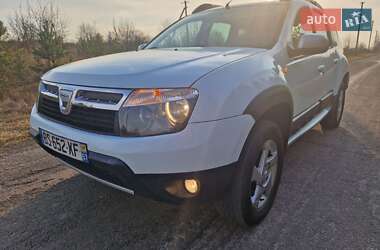 Позашляховик / Кросовер Dacia Duster 2013 в Луцьку