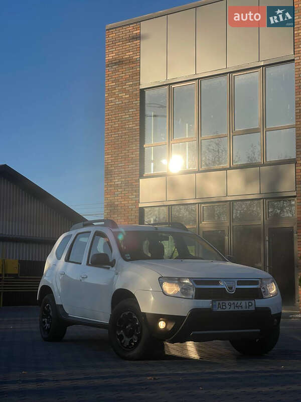 Dacia Duster 2011 Dacia Duster 2011