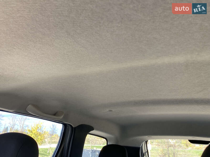 Внедорожник / Кроссовер Dacia Duster 2010 в Ивано-Франковске фото 13 Внедорожник / Кроссовер Dacia Duster 2010 в Ивано-Франковске