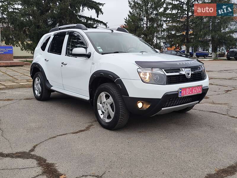 Позашляховик / Кросовер Dacia Duster 2012 в Новоархангельську