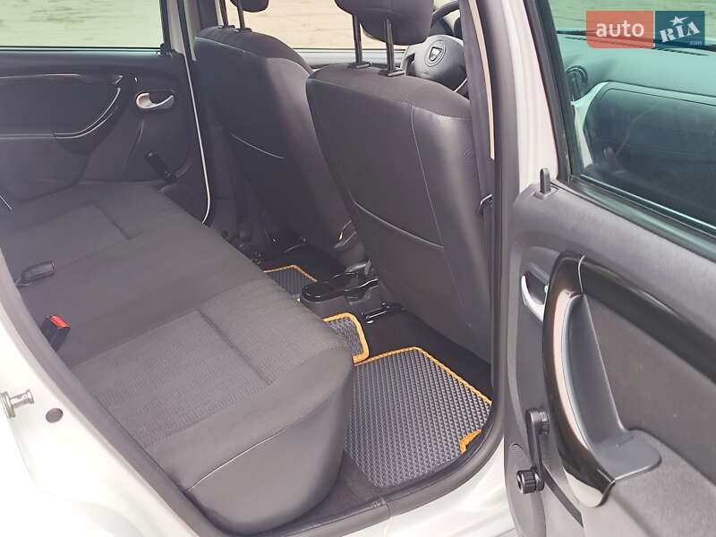 Позашляховик / Кросовер Dacia Duster 2012 в Новоархангельську