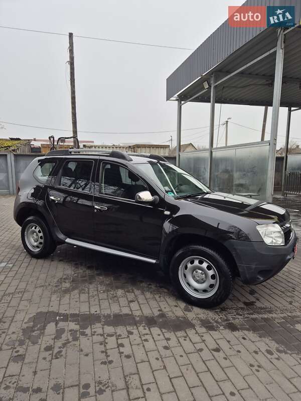 Внедорожник / Кроссовер Dacia Duster 2013 в Киверцах