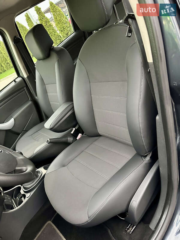 Внедорожник / Кроссовер Dacia Duster 2014 в Киеве фото 27 Внедорожник / Кроссовер Dacia Duster 2014 в Киеве