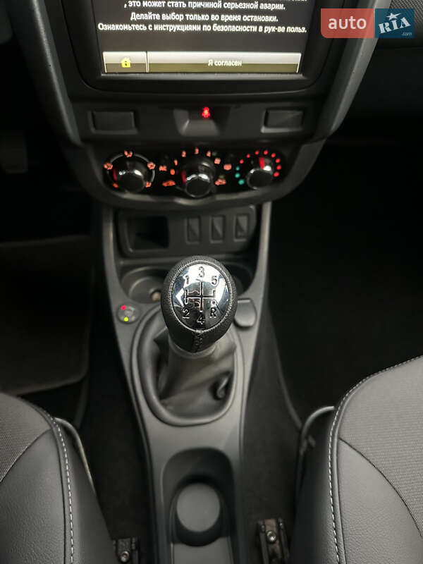 Внедорожник / Кроссовер Dacia Duster 2014 в Киеве фото 37 Внедорожник / Кроссовер Dacia Duster 2014 в Киеве