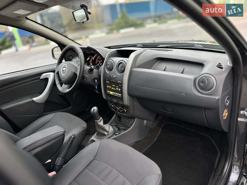 Внедорожник / Кроссовер Dacia Duster 2014 в Киеве фото 46 Внедорожник / Кроссовер Dacia Duster 2014 в Киеве