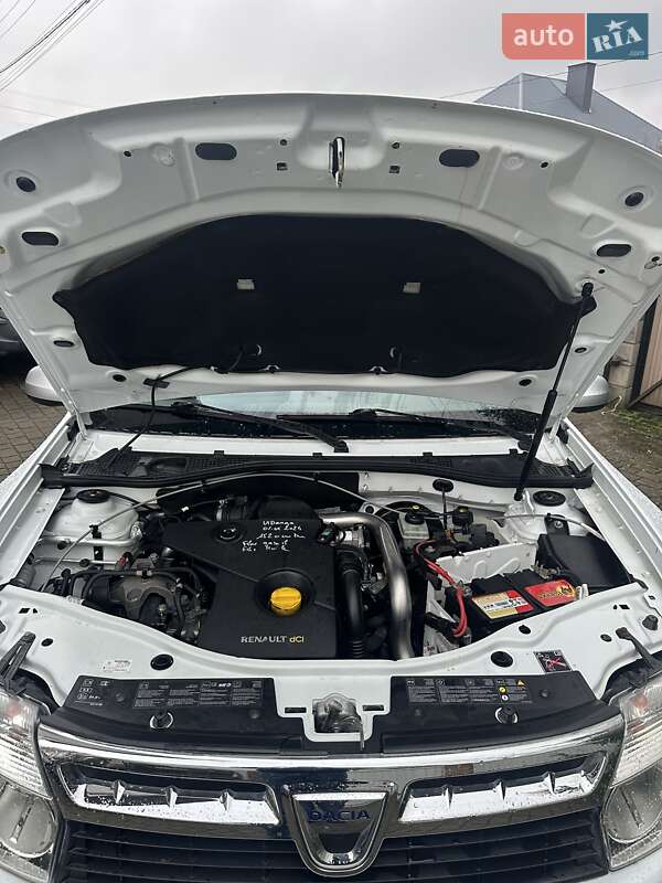 Внедорожник / Кроссовер Dacia Duster 2012 в Луцке фото 13 Внедорожник / Кроссовер Dacia Duster 2012 в Луцке