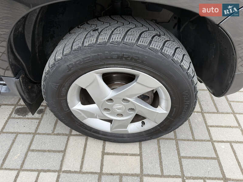 Позашляховик / Кросовер Dacia Duster 2013 в Хусті