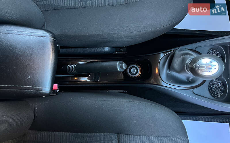 Внедорожник / Кроссовер Dacia Duster 2011 в Коломые фото 15 Внедорожник / Кроссовер Dacia Duster 2011 в Коломые