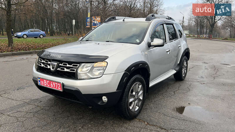 Позашляховик / Кросовер Dacia Duster 2015 в Умані