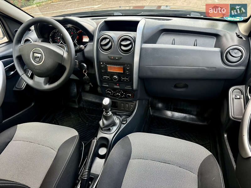 Позашляховик / Кросовер Dacia Duster 2014 в Рівному