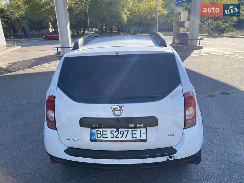 Позашляховик / Кросовер Dacia Duster 2011 в Миколаєві
