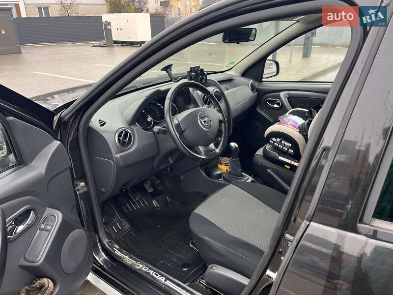 Внедорожник / Кроссовер Dacia Duster 2015 в Ковеле