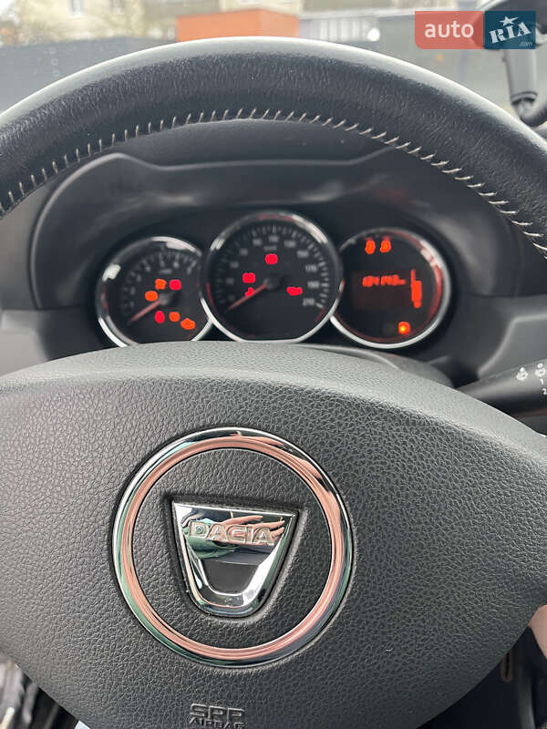 Внедорожник / Кроссовер Dacia Duster 2015 в Ковеле