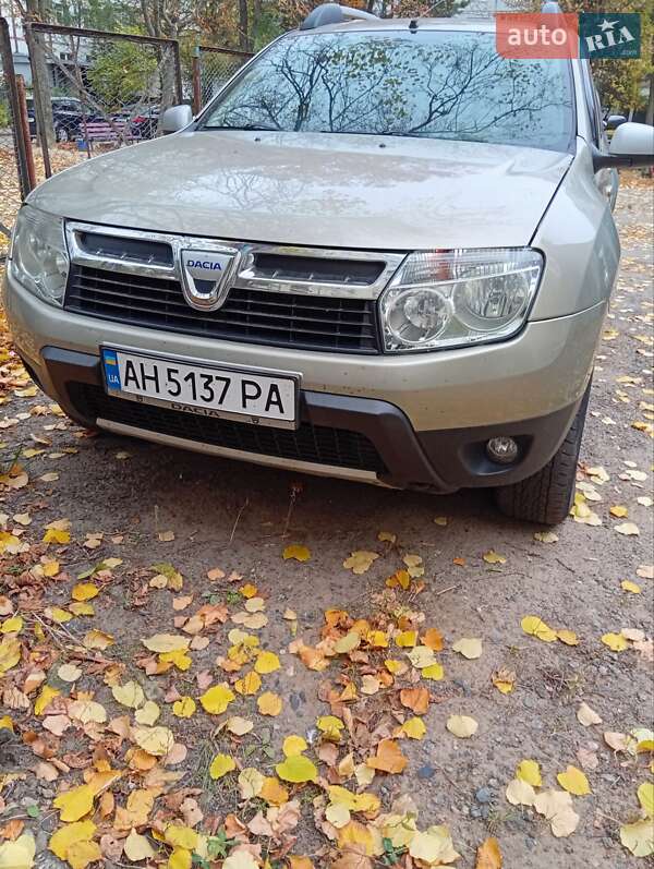 Позашляховик / Кросовер Dacia Duster 2011 в Харкові
