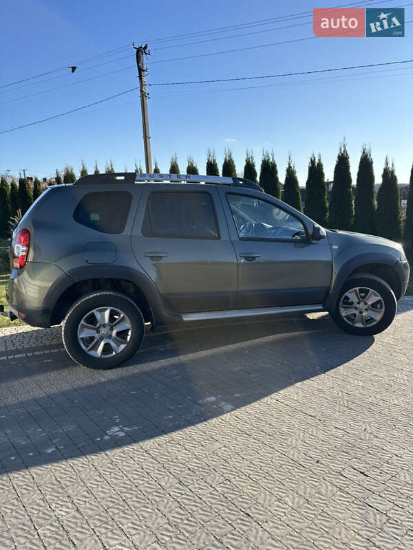Позашляховик / Кросовер Dacia Duster 2015 в Тернополі