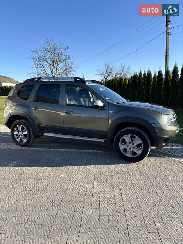 Позашляховик / Кросовер Dacia Duster 2015 в Тернополі