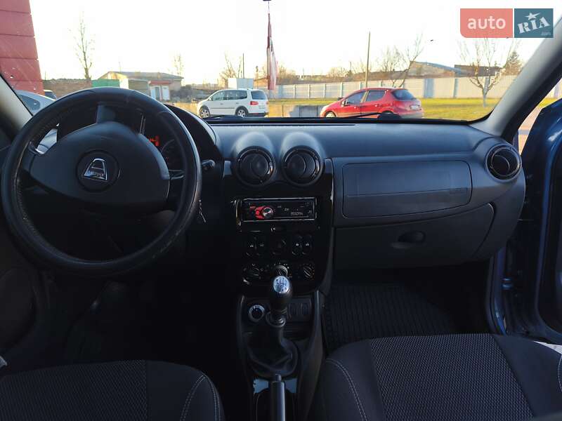 Внедорожник / Кроссовер Dacia Duster 2011 в Лубнах