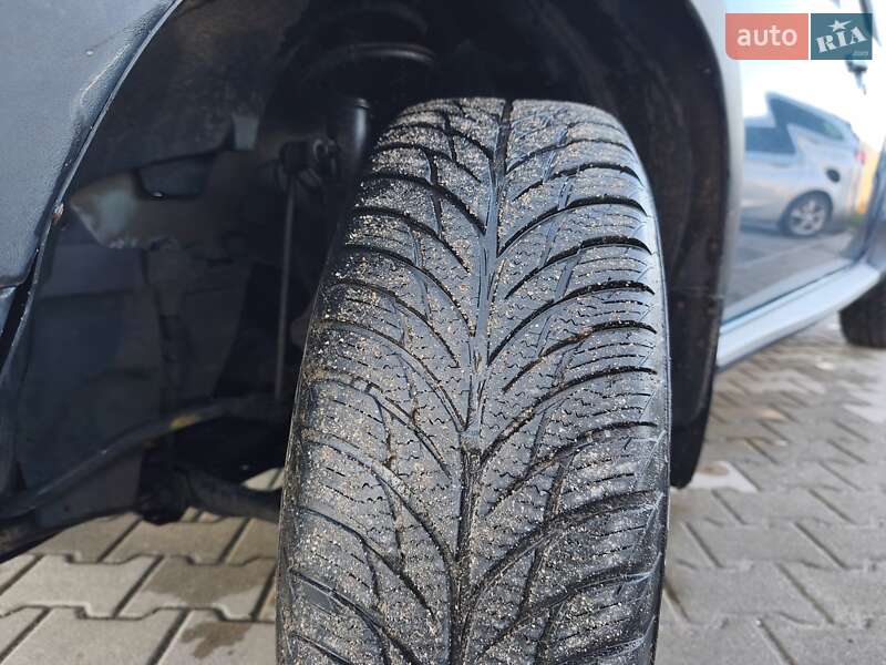 Внедорожник / Кроссовер Dacia Duster 2011 в Лубнах