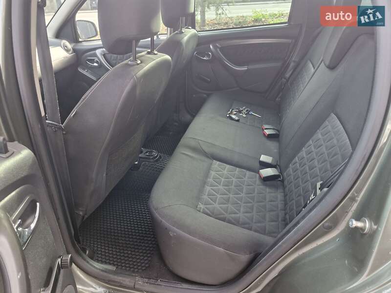 Внедорожник / Кроссовер Dacia Duster 2014 в Хмельницком