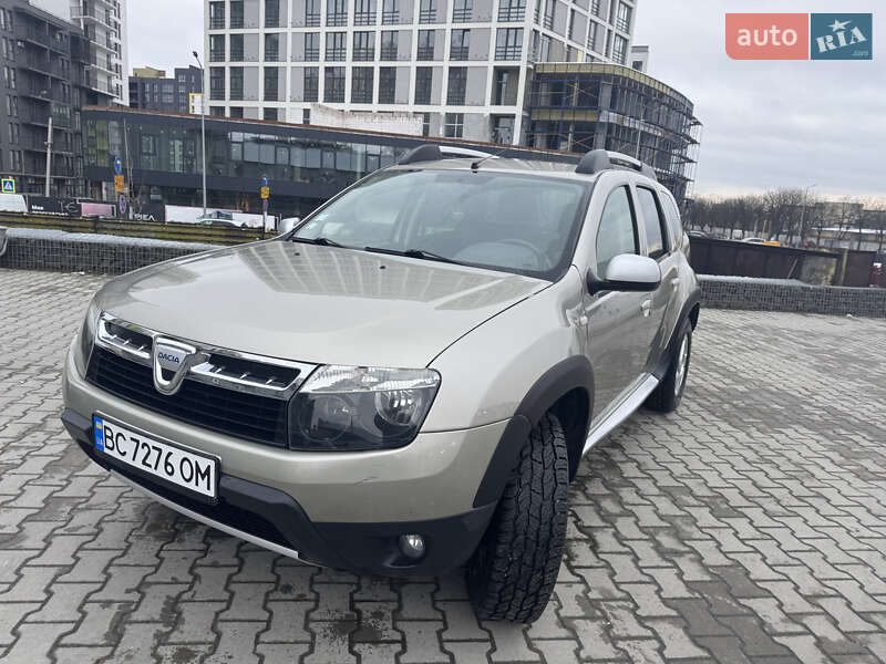 Позашляховик / Кросовер Dacia Duster 2011 в Львові