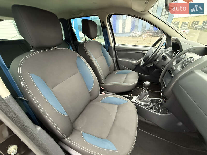 Внедорожник / Кроссовер Dacia Duster 2015 в Ровно