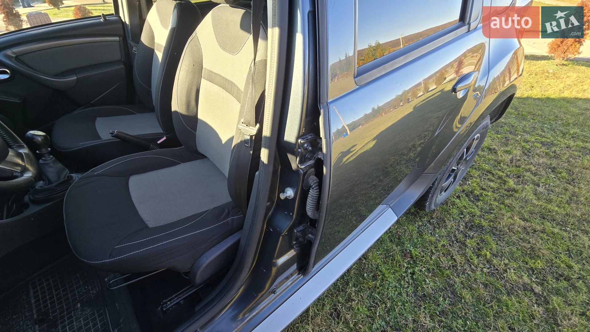 2016 Dacia Duster - мініатюра 24