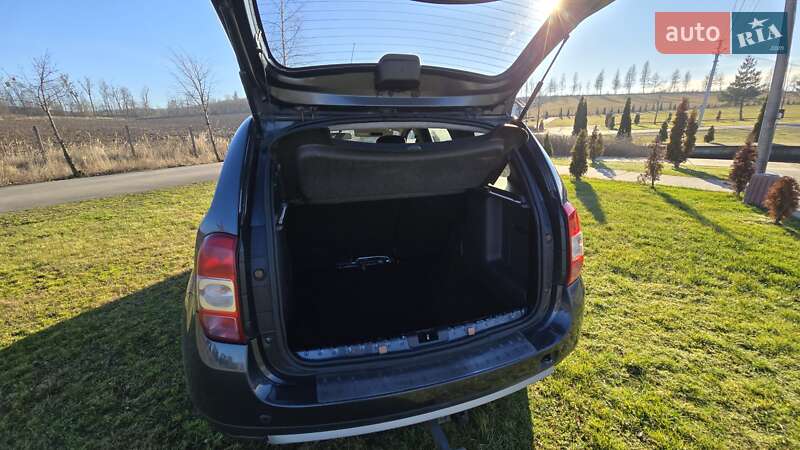 Позашляховик / Кросовер Dacia Duster 2016 в Чернівцях