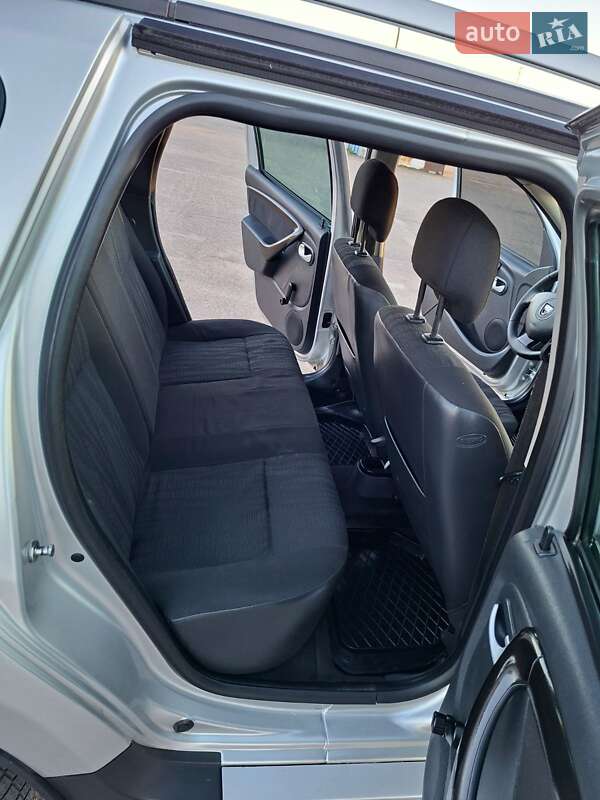 Внедорожник / Кроссовер Dacia Duster 2010 в Кролевце фото 28 Внедорожник / Кроссовер Dacia Duster 2010 в Кролевце