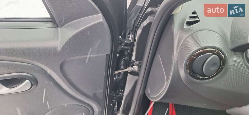 Позашляховик / Кросовер Dacia Duster 2011 в Новоархангельську